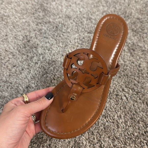 Tory Burch Brown Miller’s - Picture 3 of 5